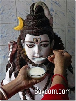 Hindu Milk Miracle-Indian Cases of Mass Hysteria