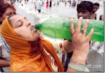 Mumbai Sweet Seawater-Indian Cases of Mass Hysteria