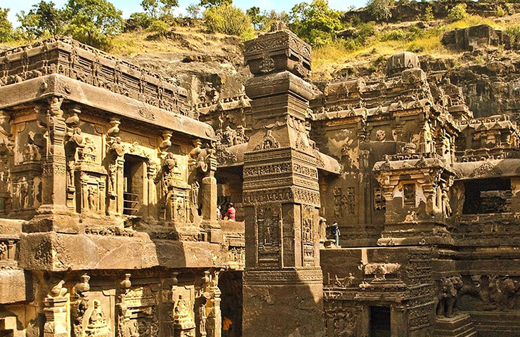 ajanta-and-ellora-caves-maharashtra